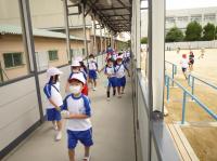 1年生体育の帰り